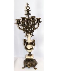 Ateljee-kynttelikkö 7:lle kynttilälle