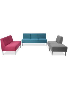 Herrala julkitilan sohvat, eri kokoja ja värejä