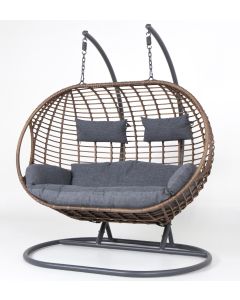 Kahden istuttava Pattaya riipputuoli, ruskea