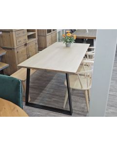 Anttiina Loiste-ruokapöytä 190cm, valkopesty tammi