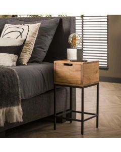 Amsterdam Flat yöpöytä, akaasia