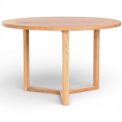 Maison pyöreä tammipöytä 120 cm, massiivitammea