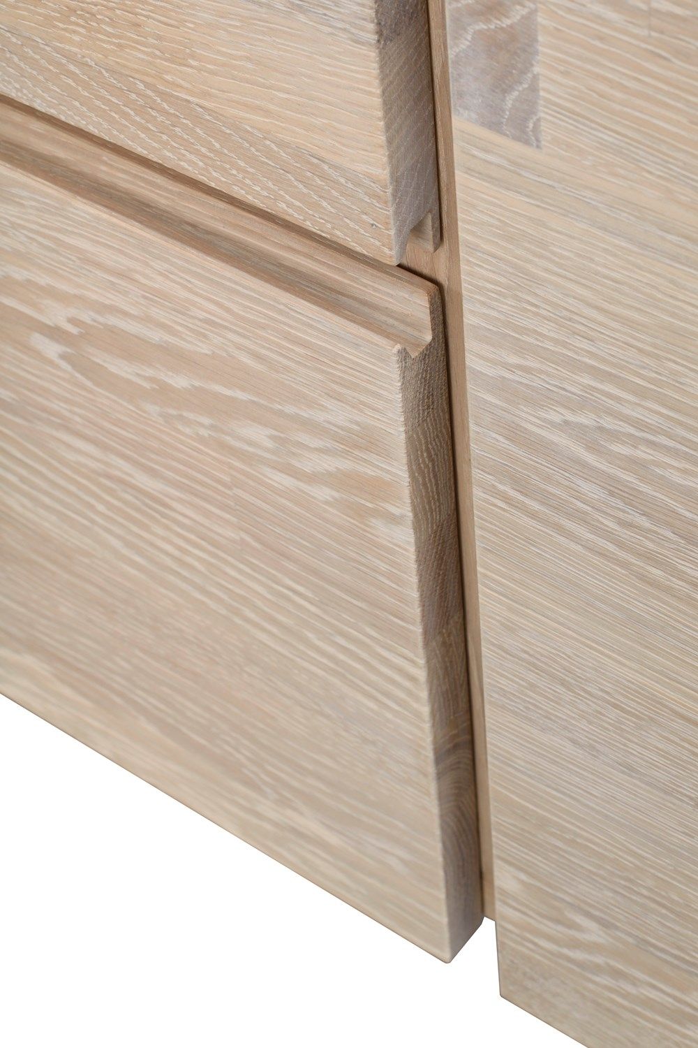 Rowico Fred senkki, valkopesty tammi