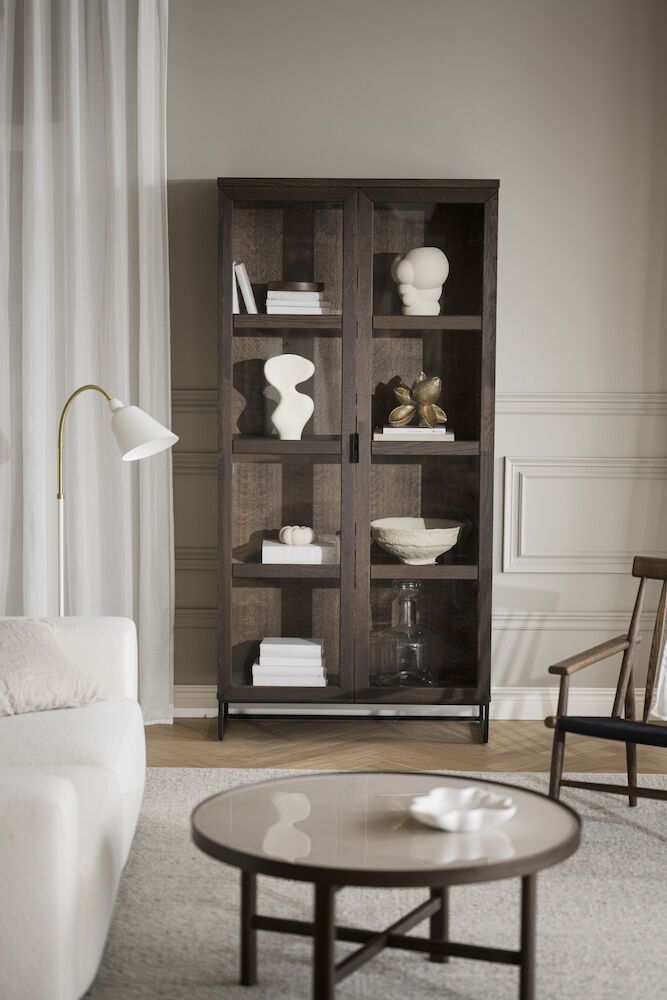 Rowico Everett vitriini 195cm, ruskea tammi