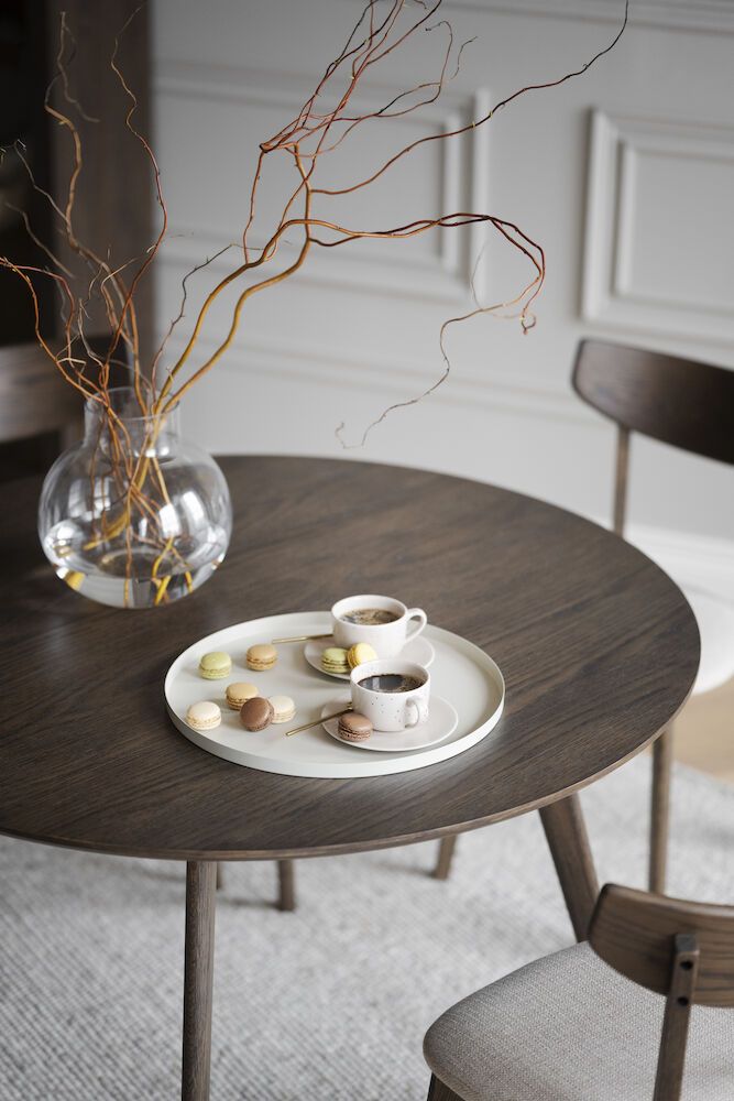 Rowico Yumi ruokapöytä, ruskea tammi