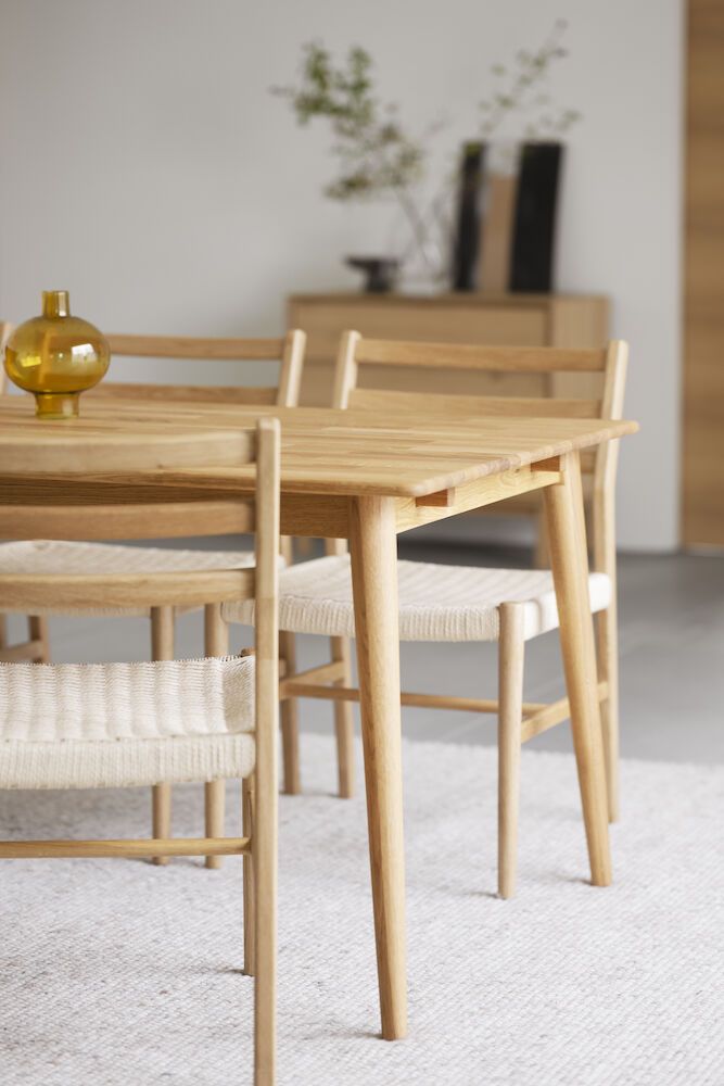 Rowico Tyler ruokapöytä 180 cm, tammi