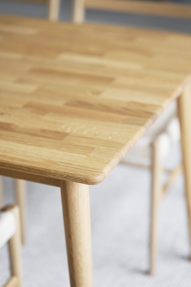 Rowico Tyler ruokapöytä 180 cm, tammi