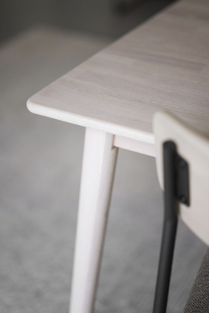 Rowico Tyler ruokapöytä 180 cm, valkopesty tammi