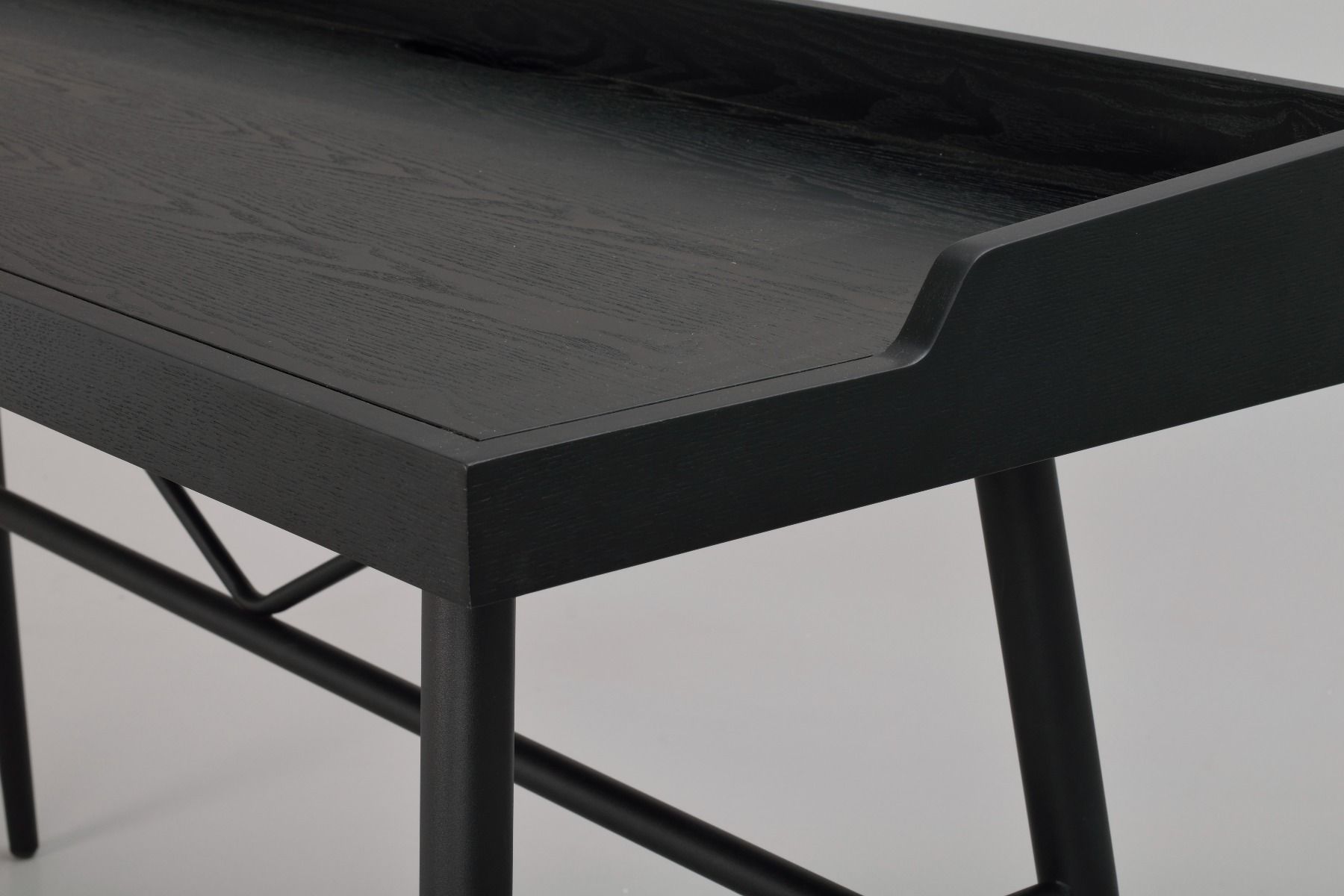 Rowico Springdale kirjoituspöytä, musta 