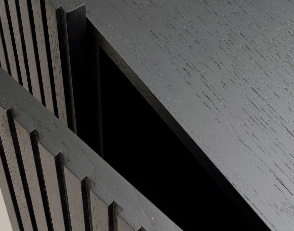 Rowico Halifax Kaappi, musta