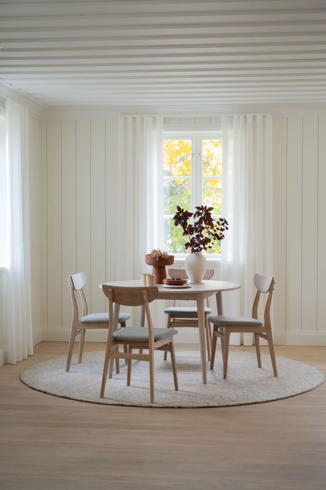 Rowico Rodham tuoli, valkopesty tammi/harmaa beige