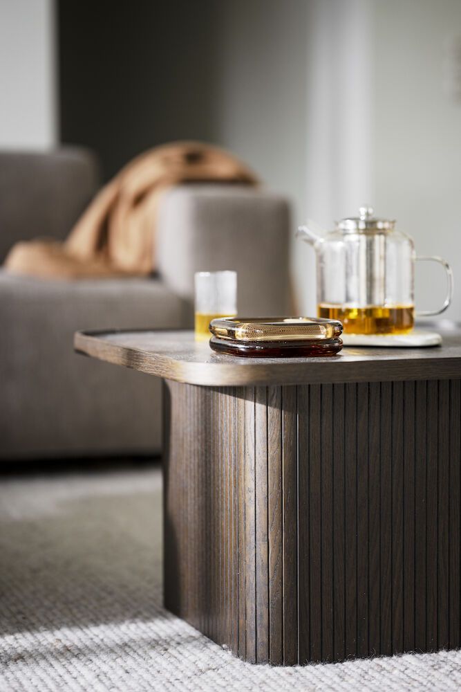 Rowico Sullivan kahvipöytä 60x60cm, ruskea tammi