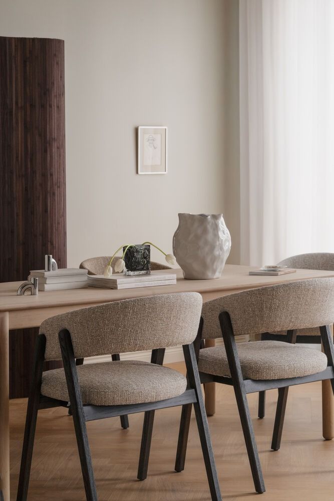 Rowico Barnaby nojatuoli, ruskea/beige