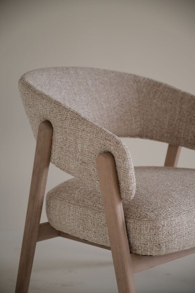 Rowico Barnaby lepotuoli, valkopesty tammi/beige