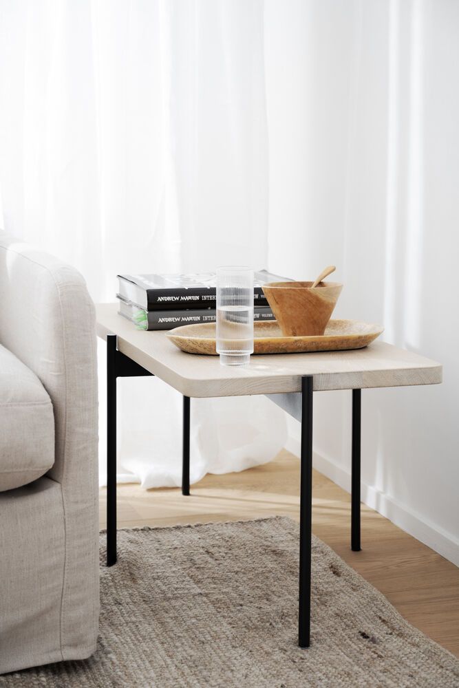 Rowico Shelton sohvapöytä 95x50, valkopesty tammi/musta