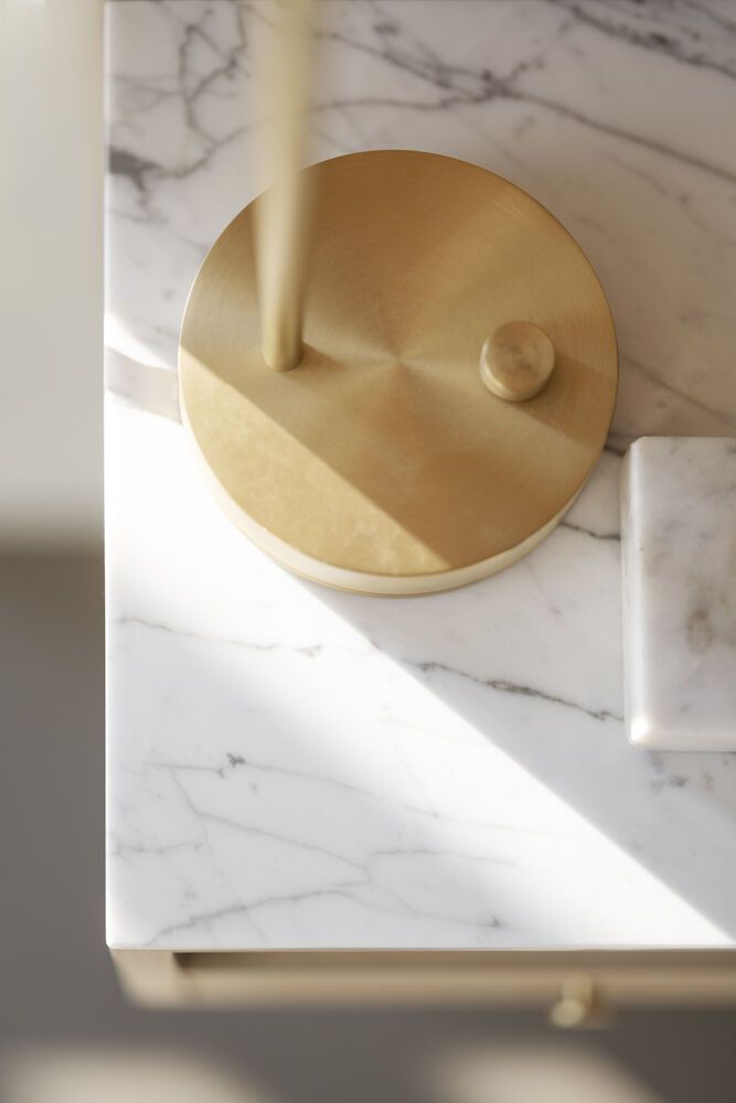 Rowico Whitmore sängynpääty, tammi