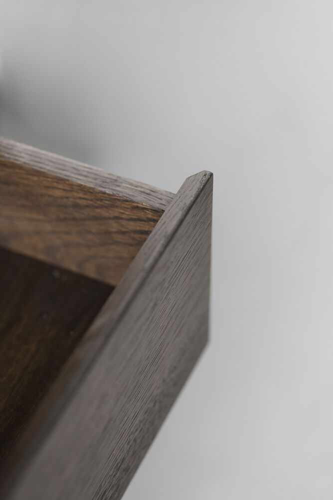 Rowico Mackay leveä lipasto, ruskea tammi