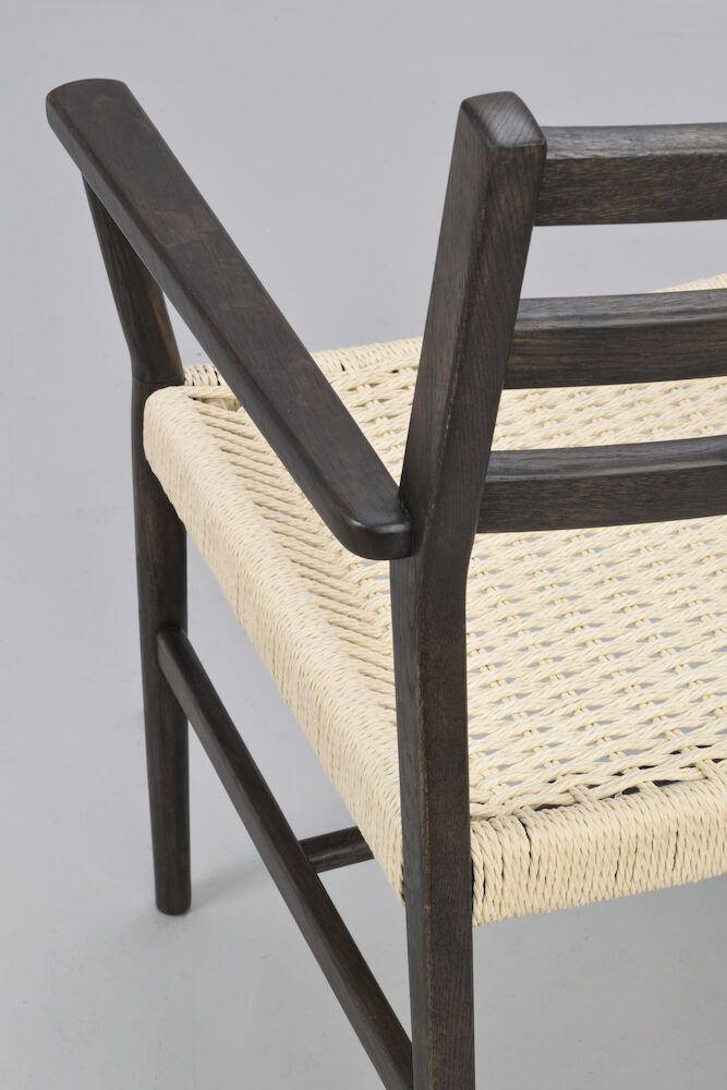 Rowico Harlan käsinojatuoli, ruskea tammi