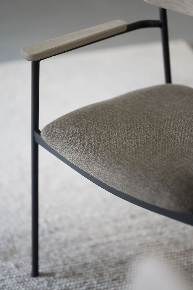 Rowico Maymont käsinojatuoli, valkopesty tammi