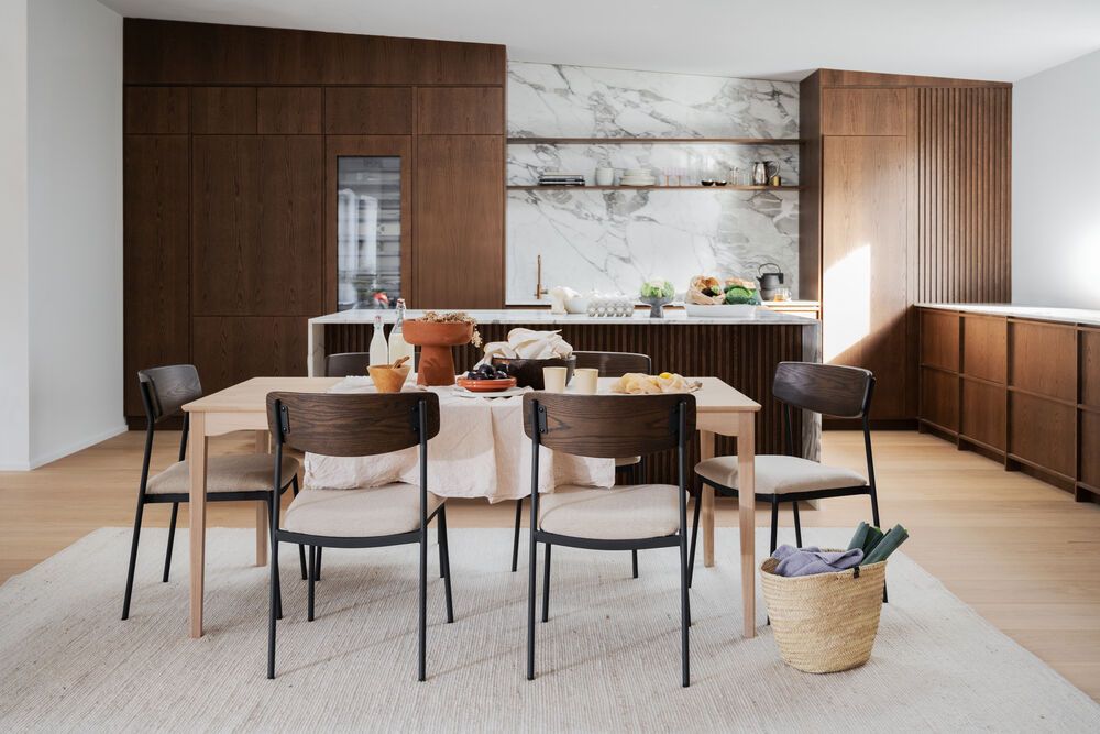 Rowico Markham ruokapöytä 180cm, valkopesty tammi