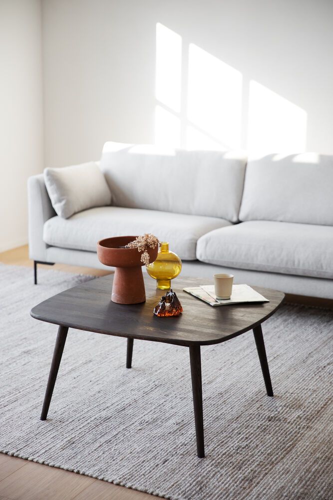 Rowico Tompkins sohvapöytä 90x90, ruskea tammi