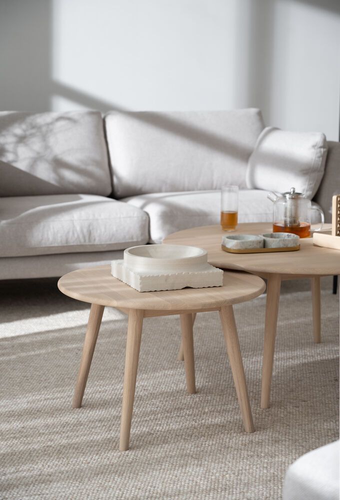 Rowico Tompkins pyöreä sohvapöytä 90cm, valkopesty tammi