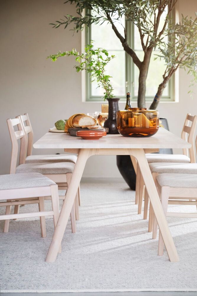 Rowico Clapperton ruokapöytä 220x95cm, valkopesty tammi