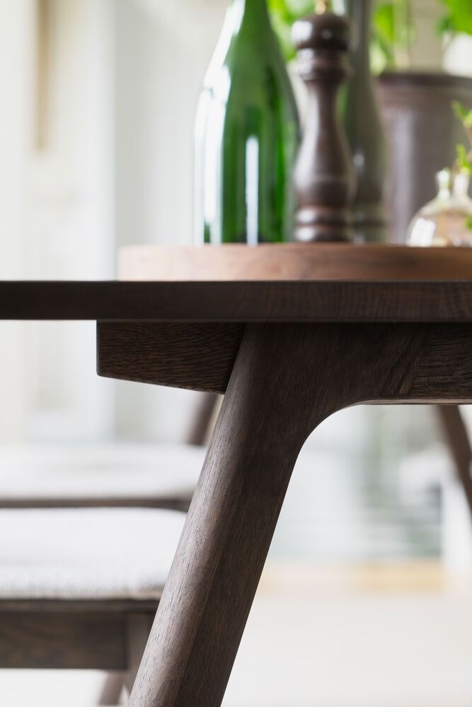 Rowico Clapperton ruokapöytä 220x95cm, ruskea