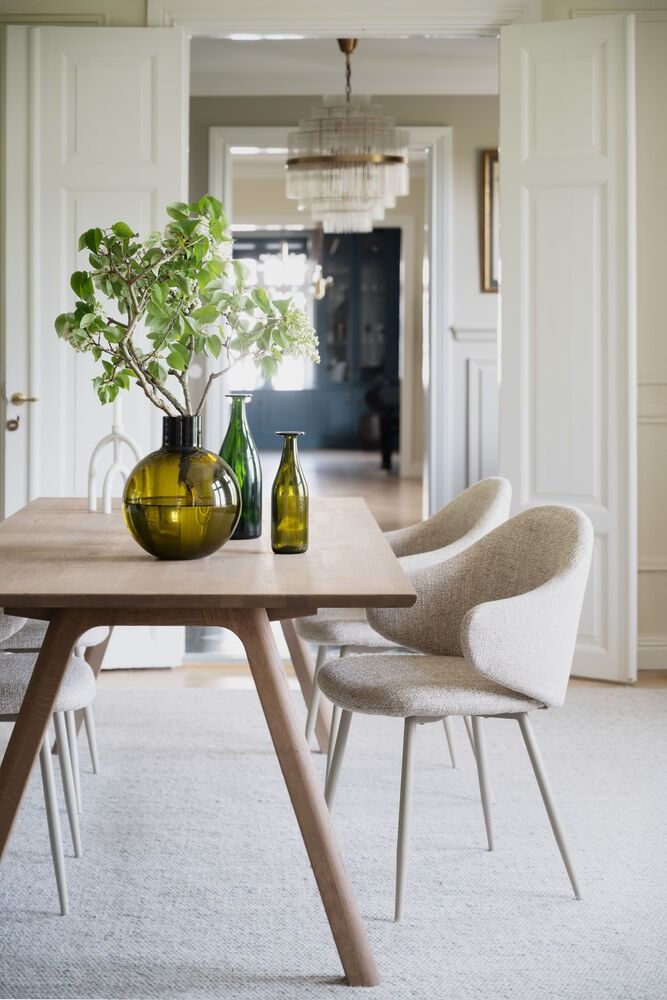 Rowico Clapperton ruokapöytä 220x95cm, vaalea tammi