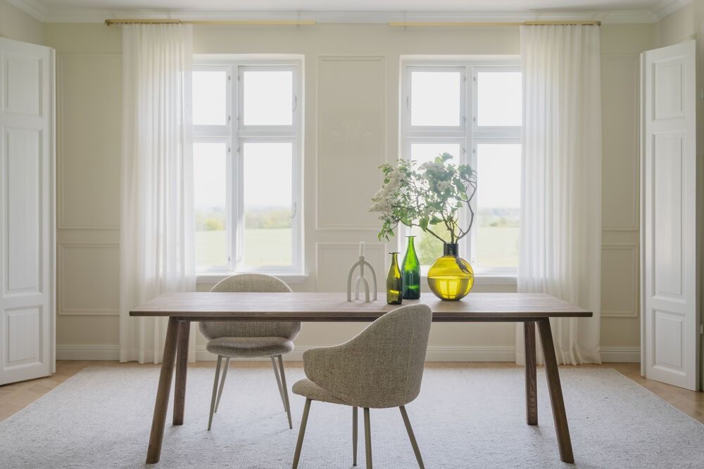 Rowico Clapperton ruokapöytä 220x95cm, vaalea tammi