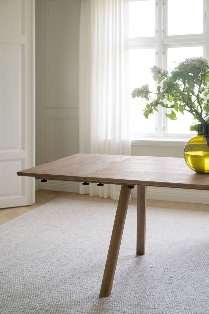 Rowico Clapperton ruokapöytä 220x95cm, vaalea tammi