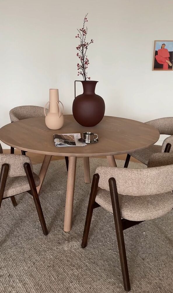 Rowico Clapperton ruokapöytä pyöreä 140cm, vaalea tammi