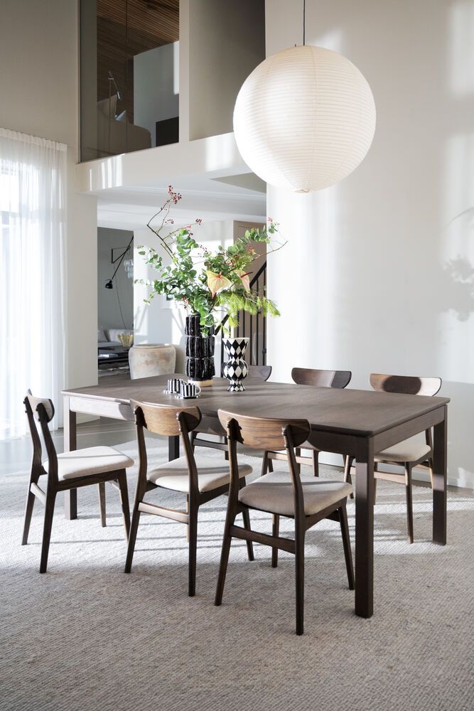 Rowico Gardner ruokapöytä 200x95cm, ruskea tammi