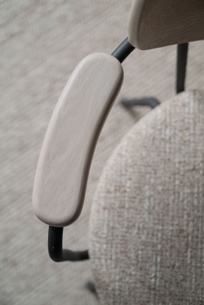 Rowico Merrick nojatuoli, tumma beige/musta