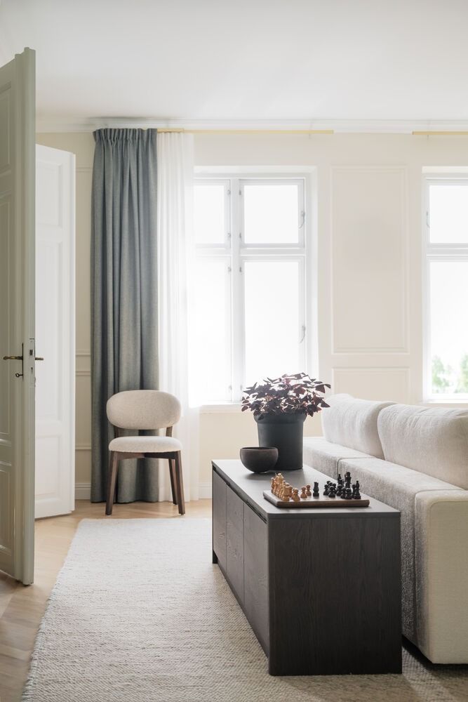 Rowico Melstone senkki 180x50cm, ruskea tammi