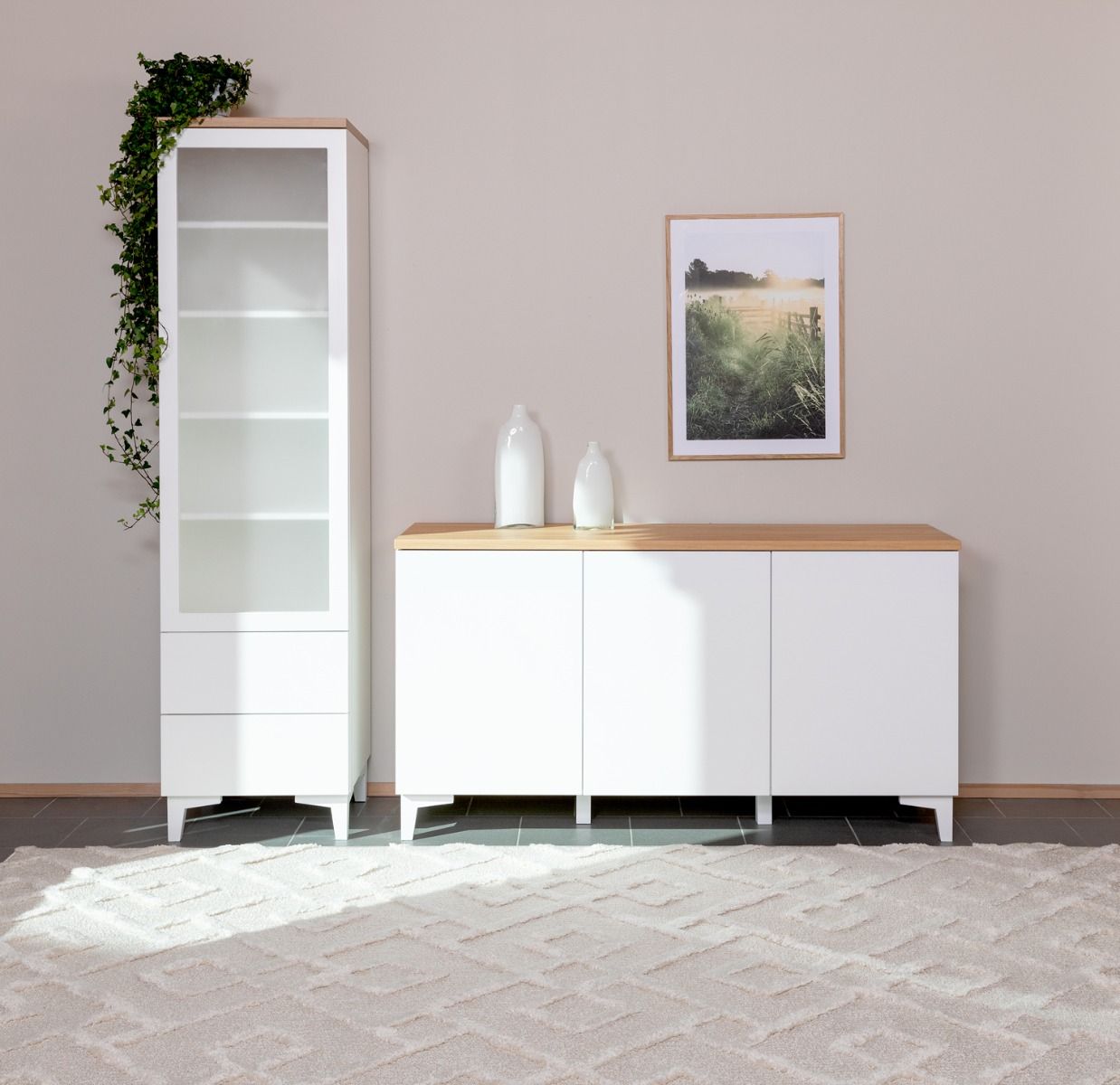 Hiipakka Anton vitriini laatikoilla 50cm