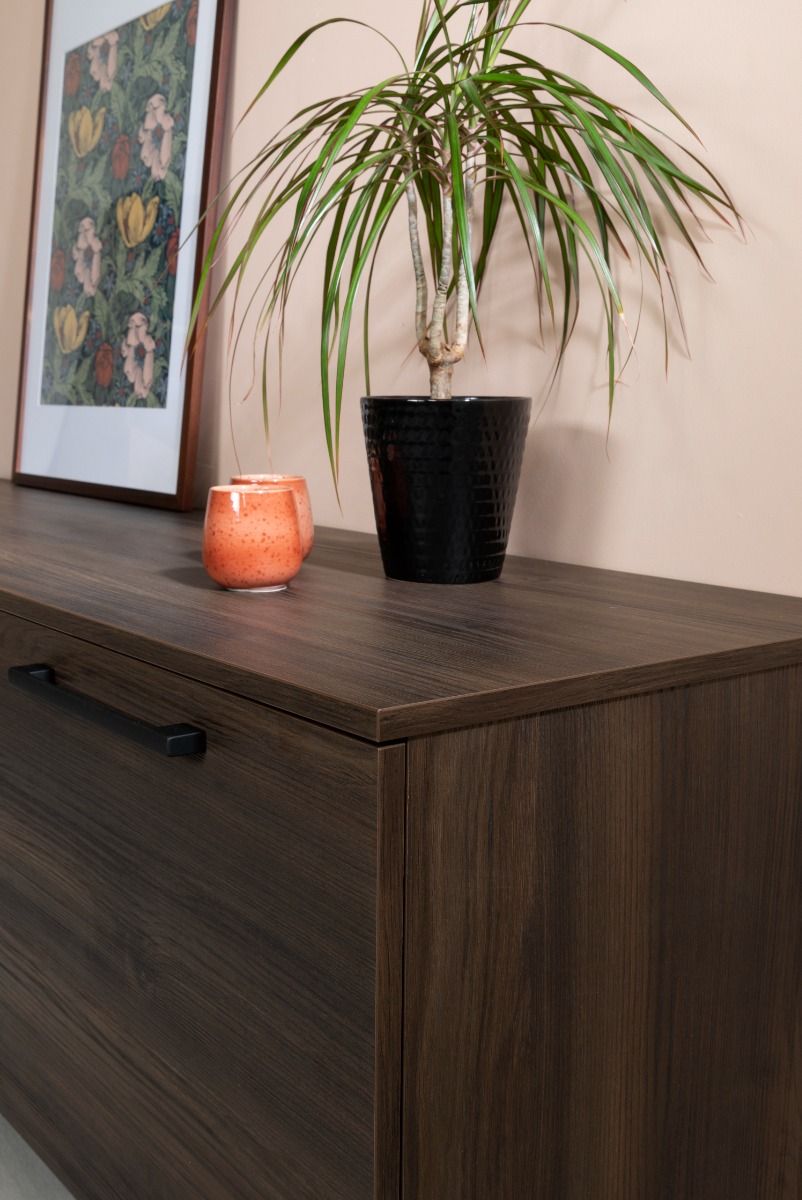 Hiipakka Solo TV-taso 220 cm ovilla, tummanruskea tammi