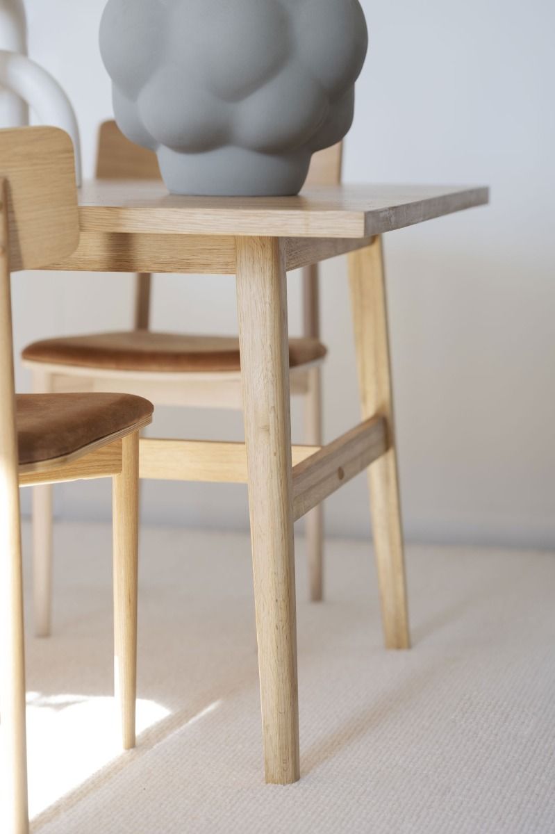 Rowico Plainfield ruokapöytä 220cm, tammi