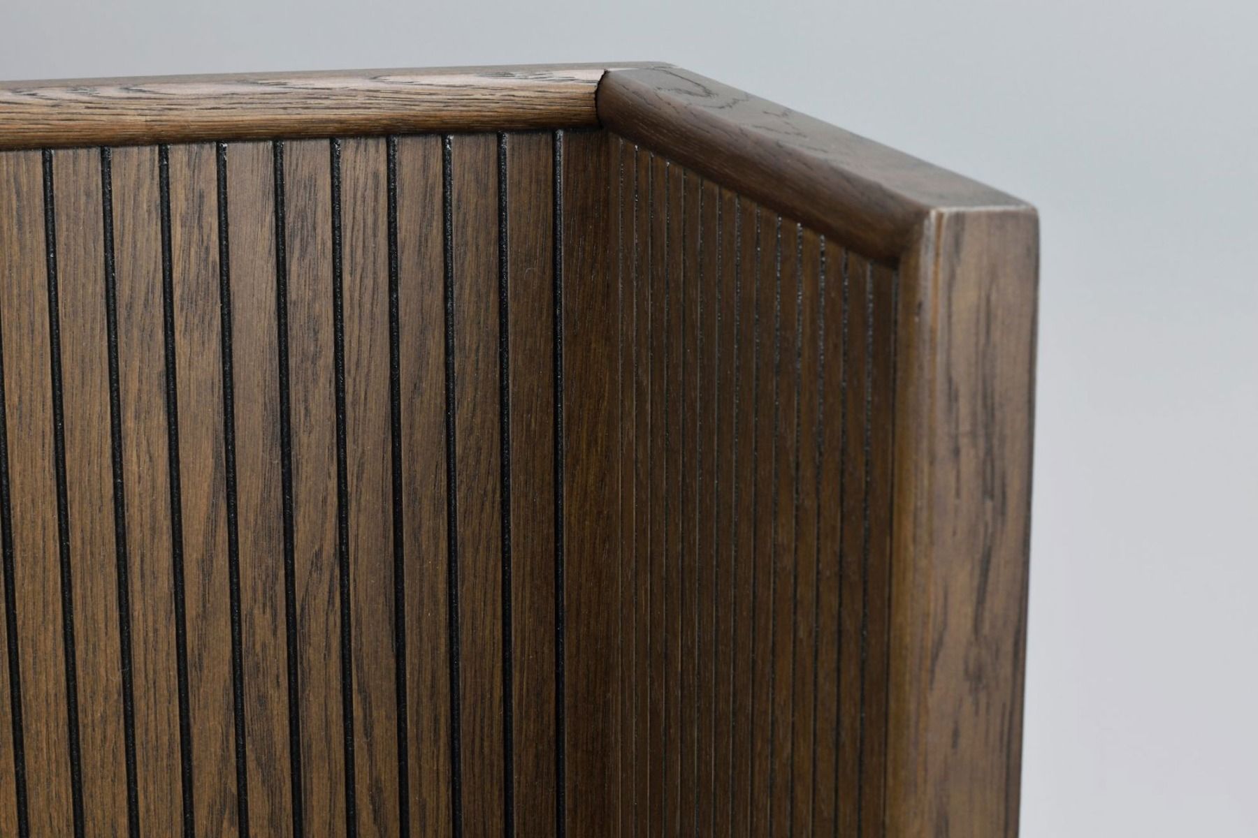 Rowico Redmond sängynpääty, ruskea