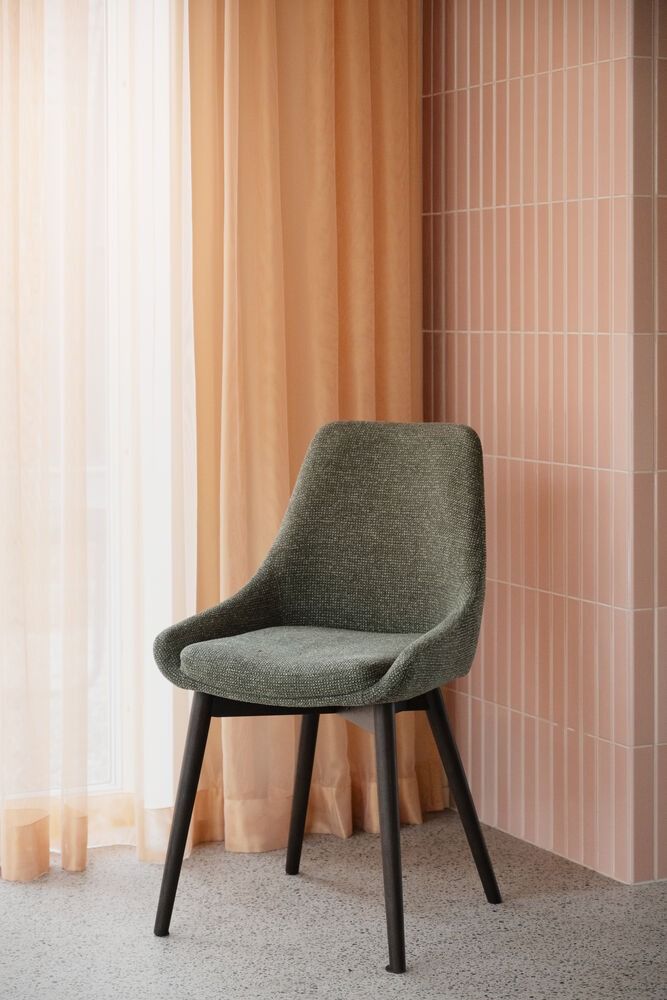 Rowico Denley tuoli, tummanvihreä/ruskea