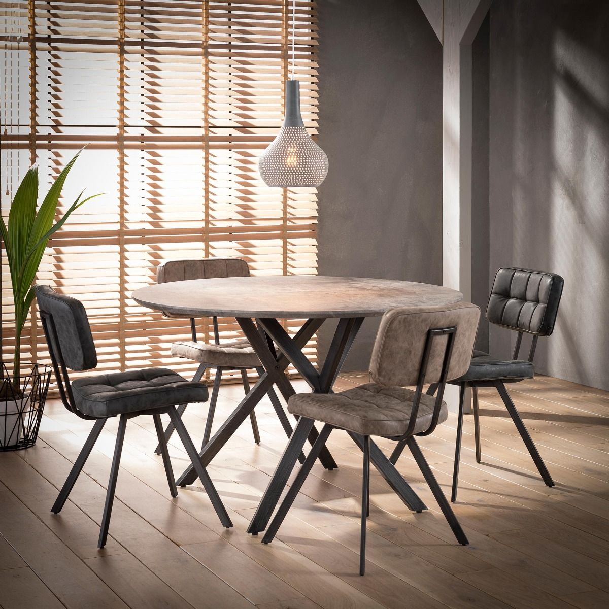 Amsterdam ruokailutuoli, musta