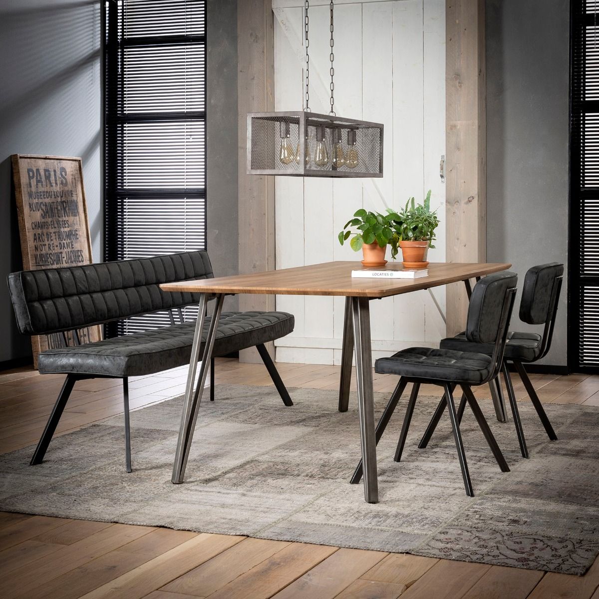 Amsterdam ruokailutuoli, musta