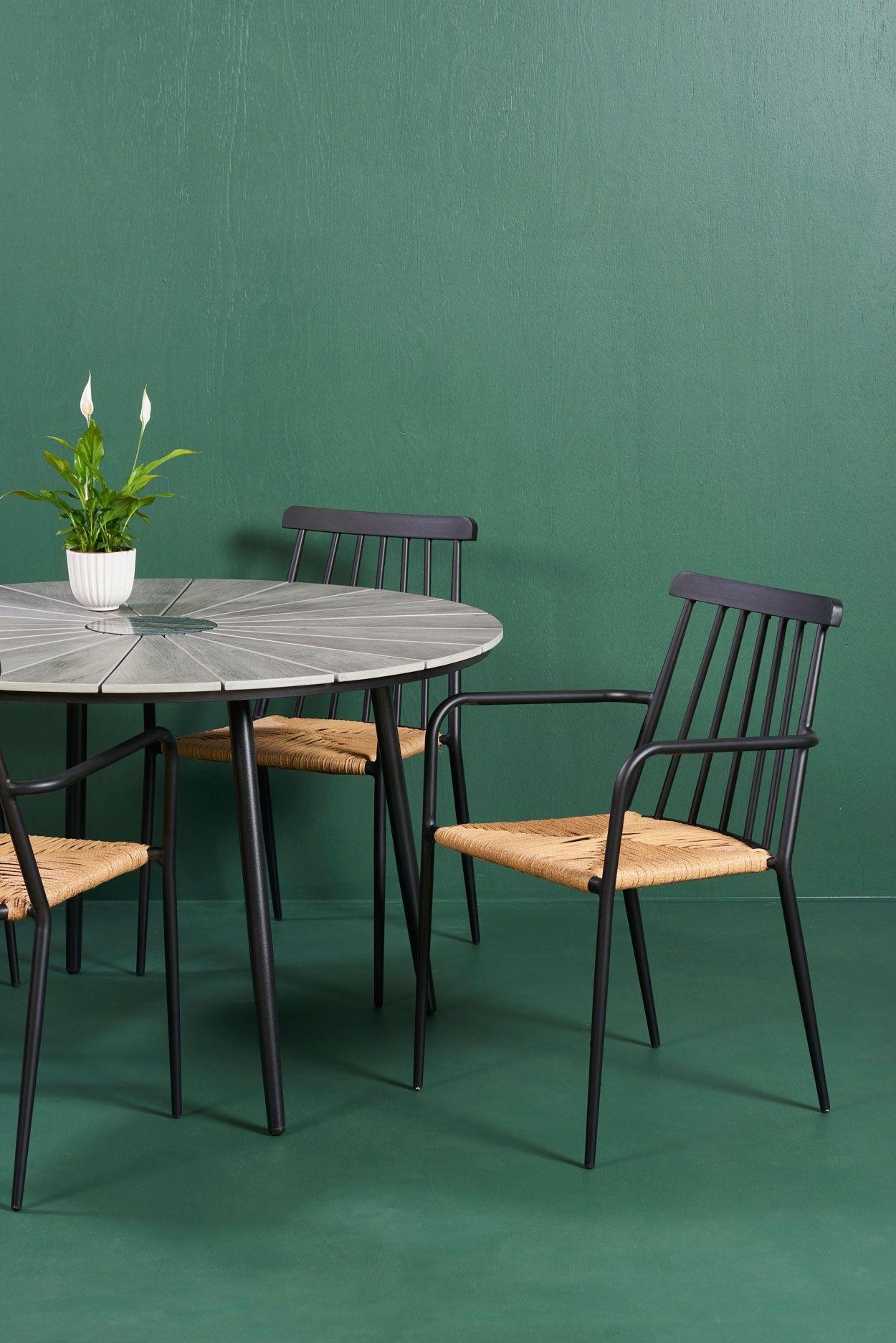 Alberta nonwood pyöreä pöytä 120cm, marmorikoristeella