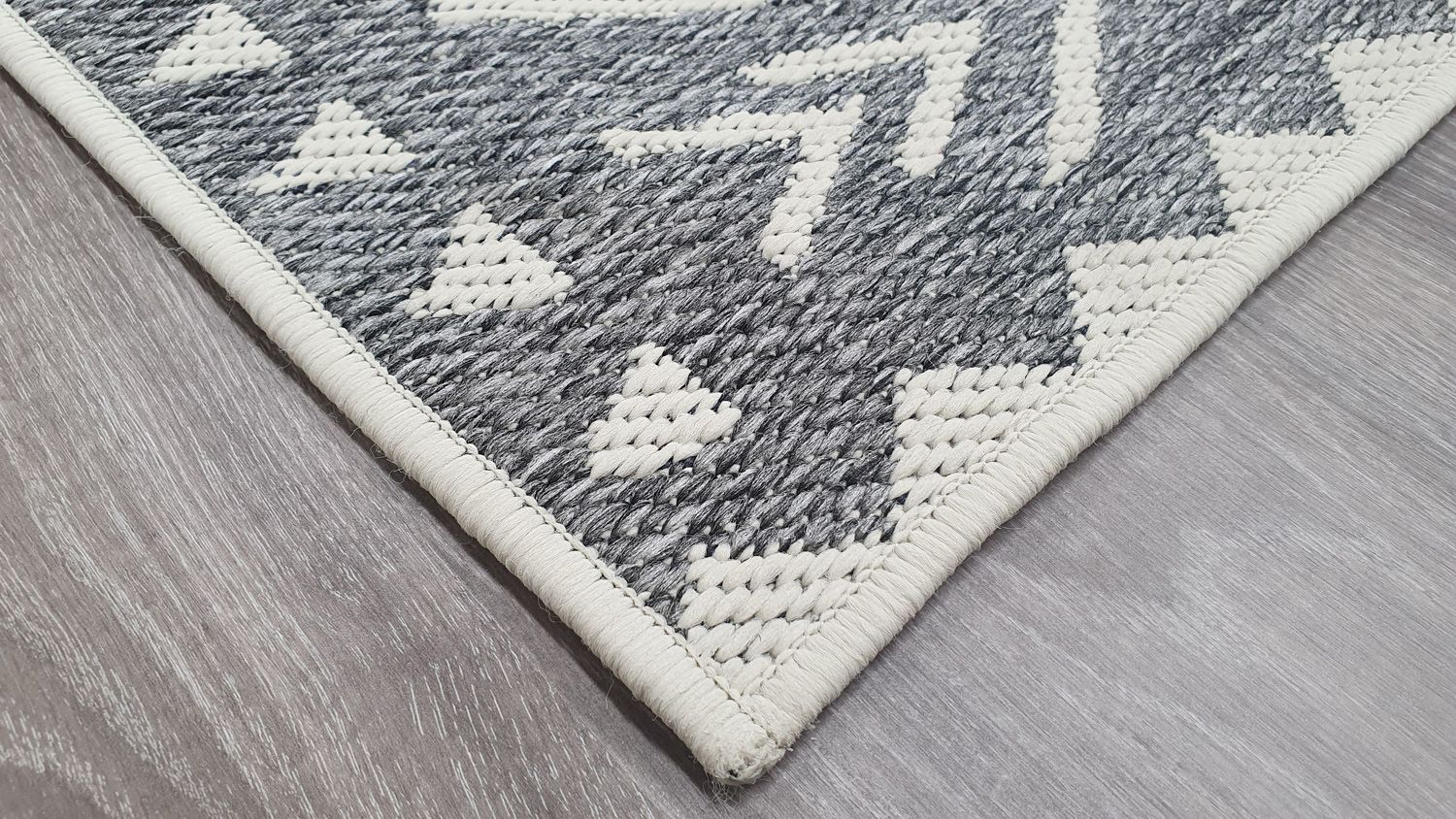 Aalto kääntömatto, eri kokoja