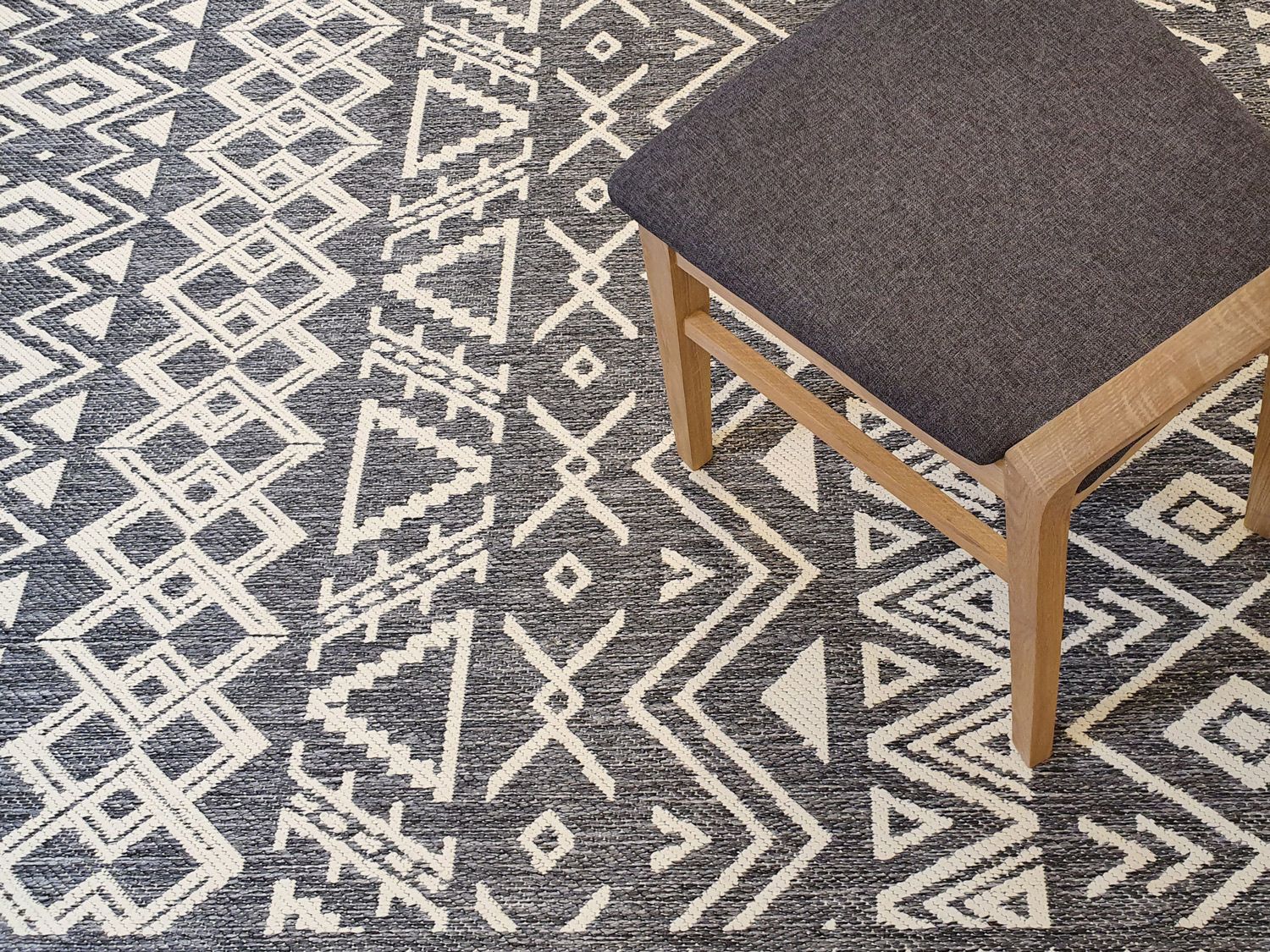 Aalto kääntömatto, eri kokoja