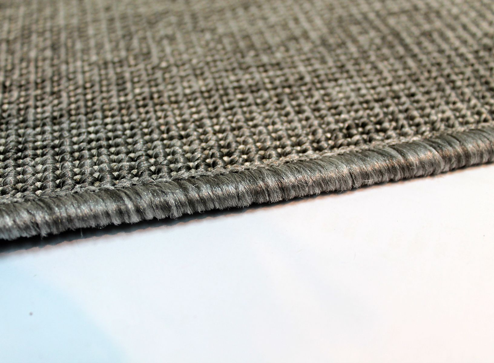 African Stardust matto mittojen mukaan, musta