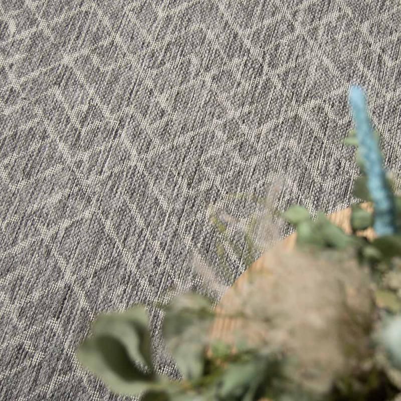 Alta harmaa matto, eri kokoja