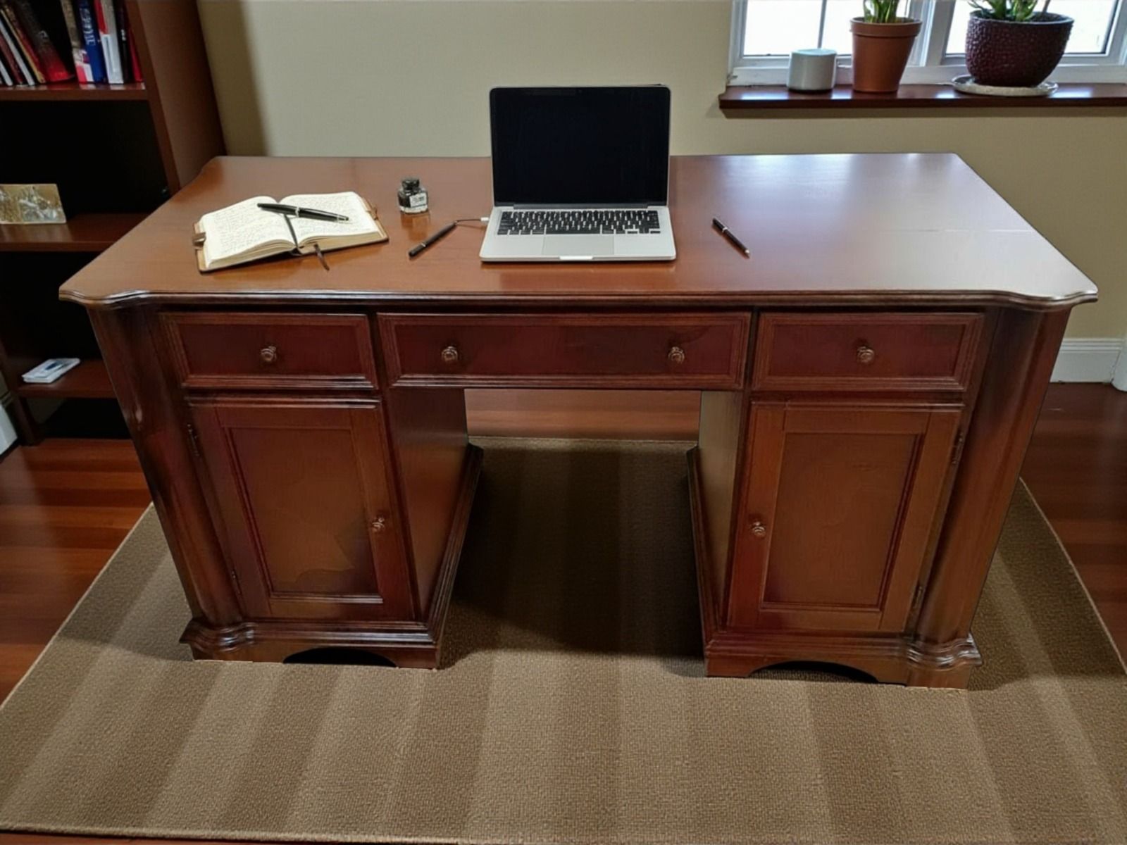 Amanda-kirjoituspöytä nro. 5125