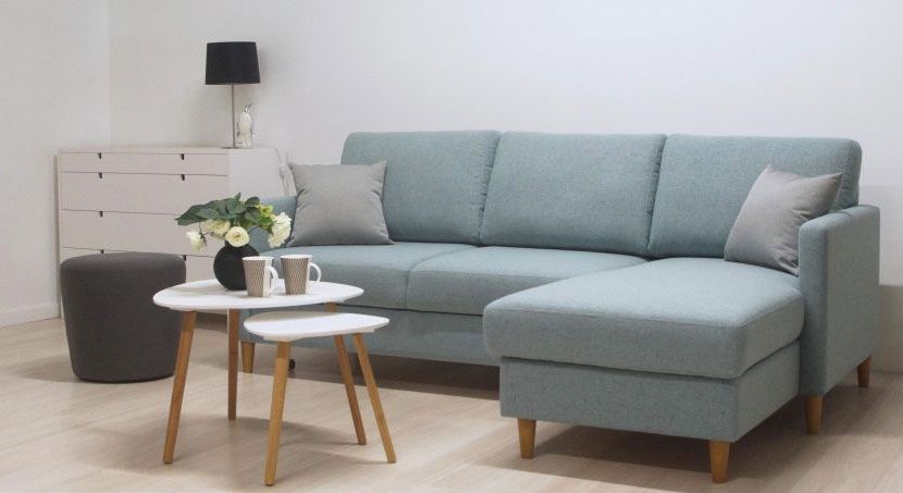 Emma vuodesohva divaanilla, eri värejä