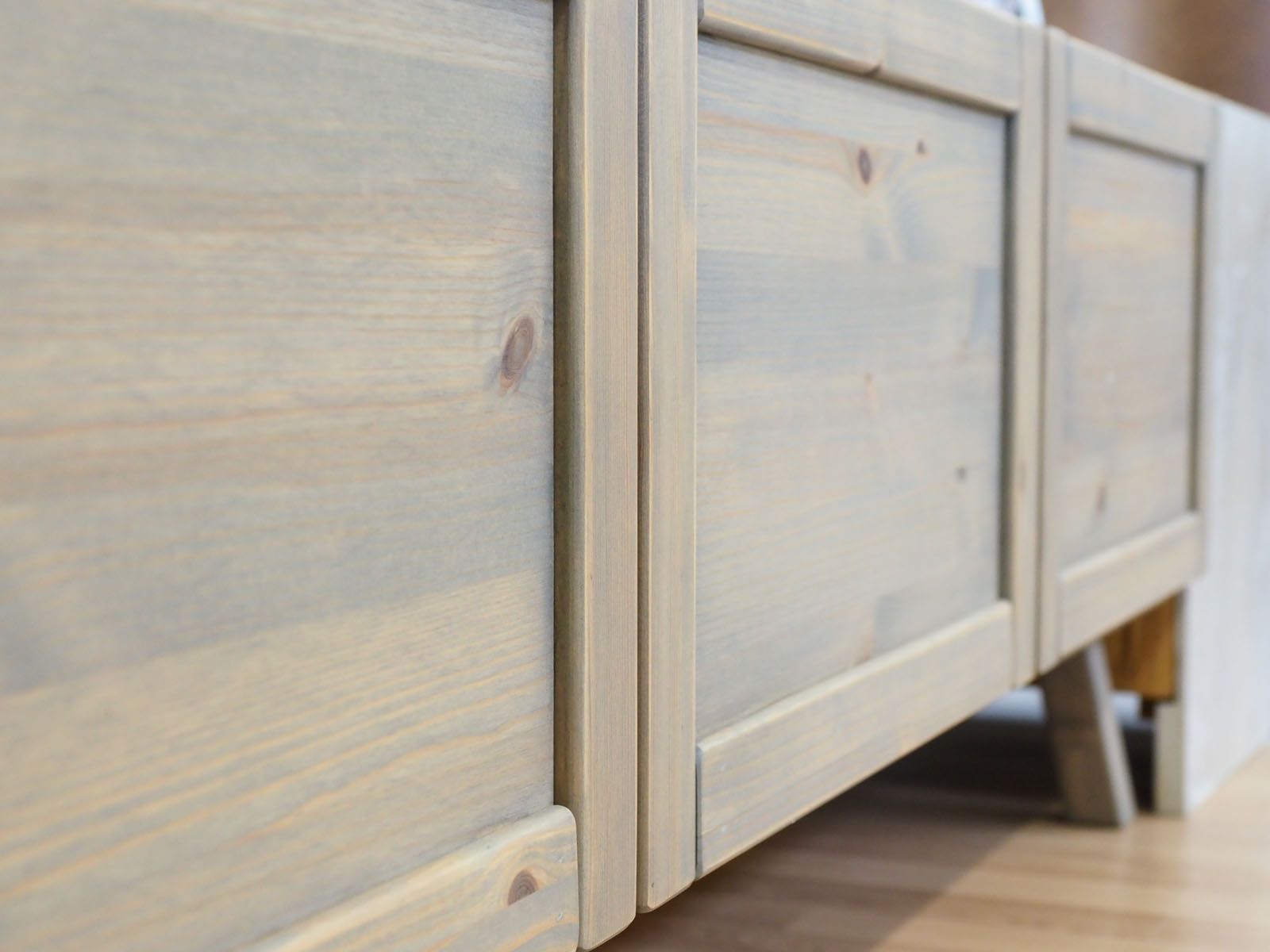 Anttiina Hede -taso 200 cm, Harmaa